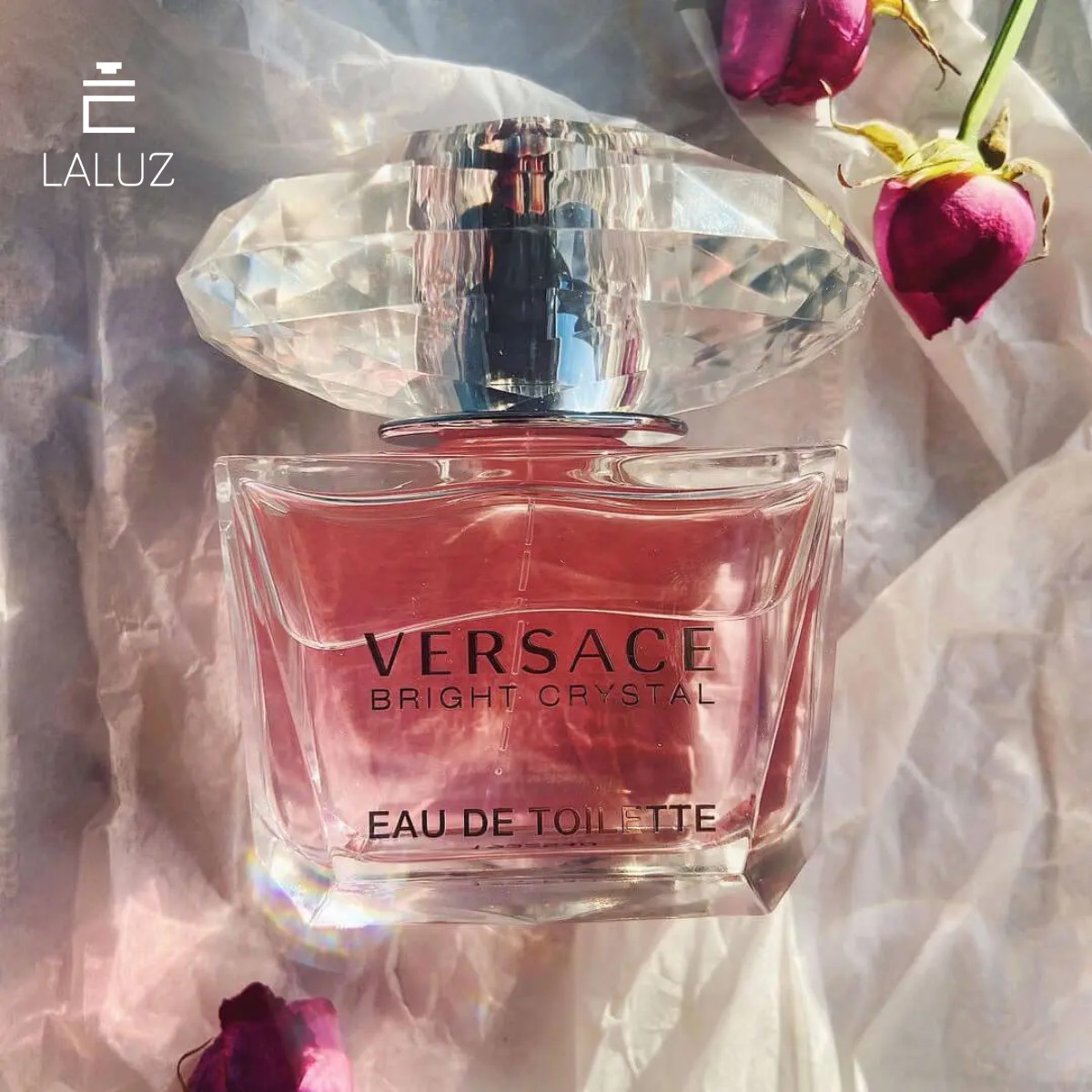 Versace Bright Crystal EDT cho nữ với mùi hương nhẹ nhàng