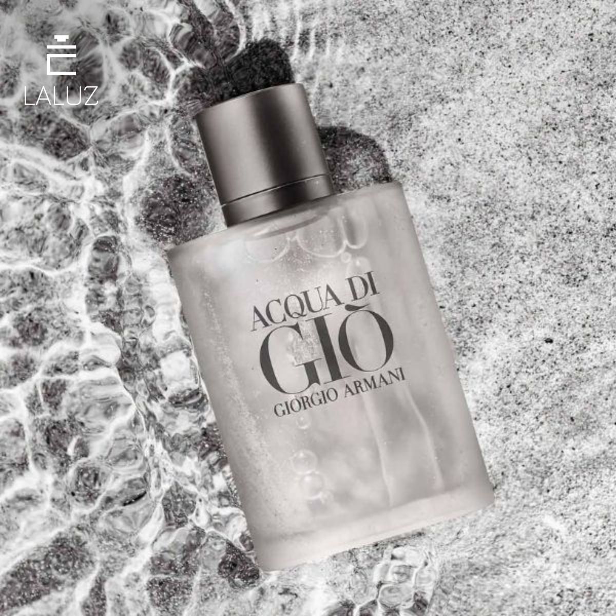 Nước hoa Acqua Di Gio mùi hương gỗ mang lại cảm giác thoải mái và dễ chịu