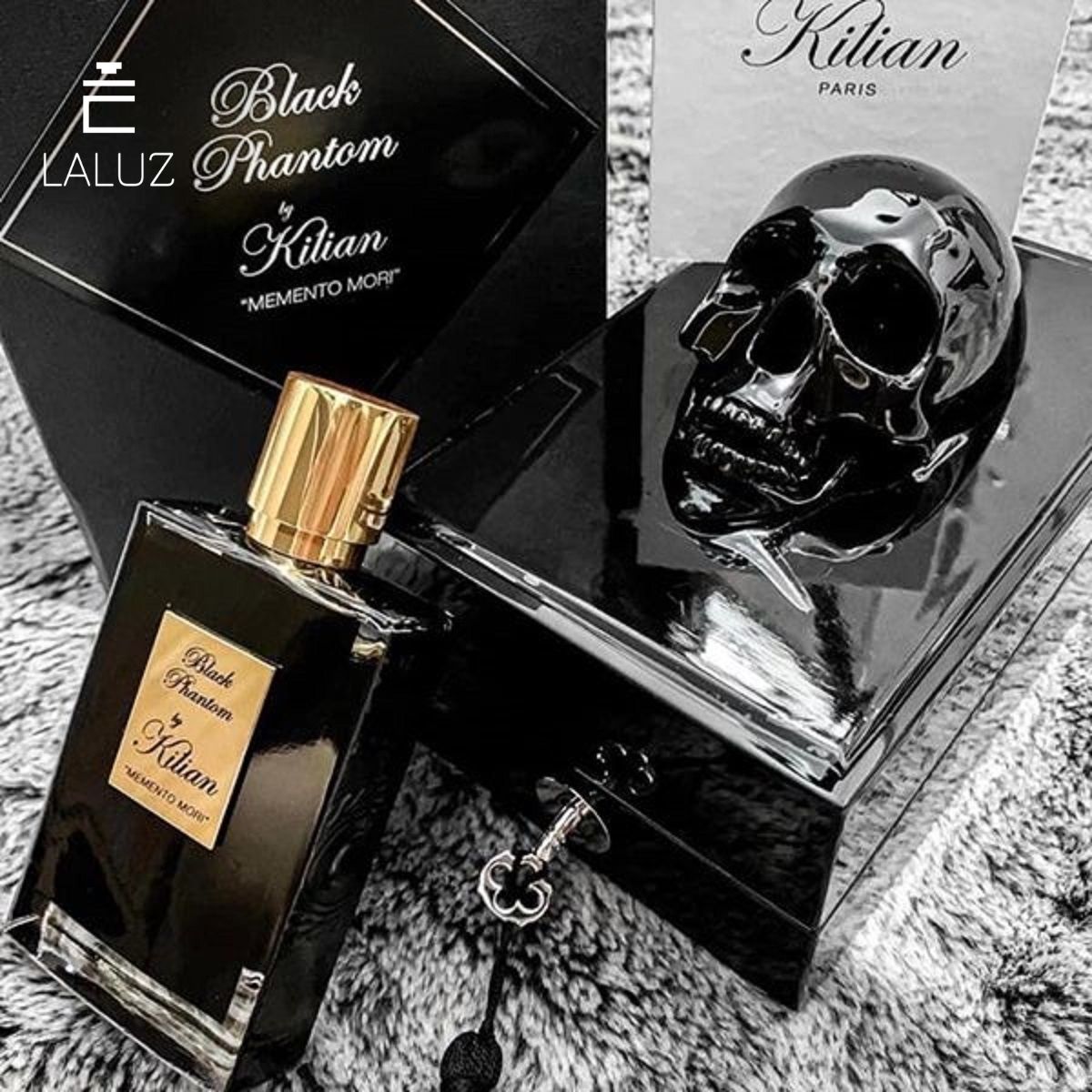 Nước hoa Kilian Black Phantom có mùi gỗ đàn hương thơm lừng