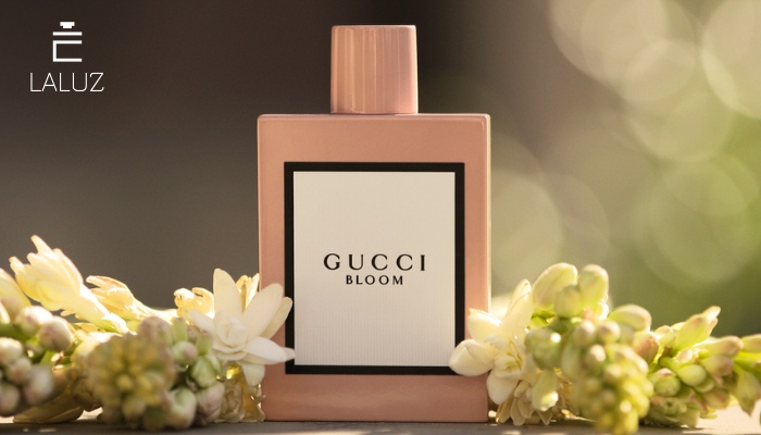 Gucci Bloom EDP với thiết kế tối giản, bắt mắt