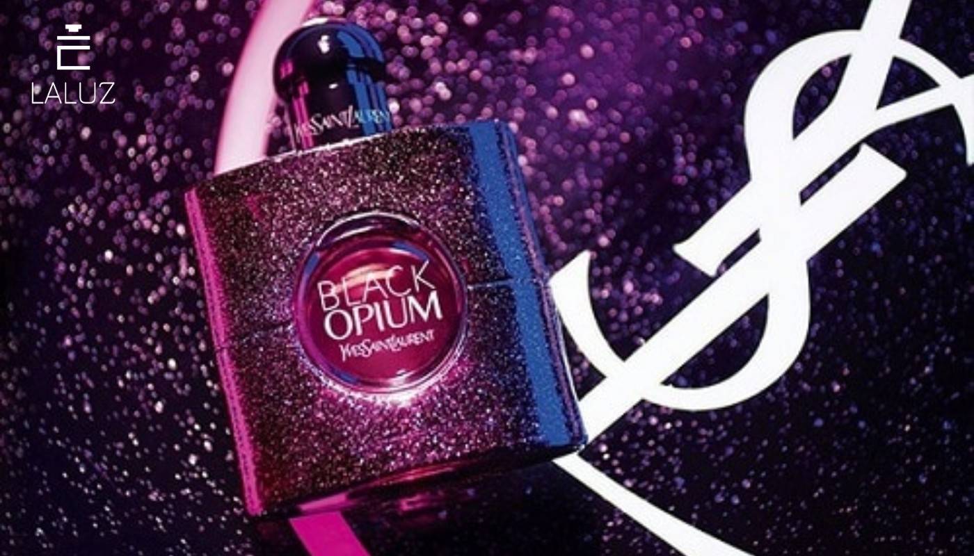 Chai nước hoa đen cho nữ YSL Black Opium EDP có thiết kế đơn giản, sang trọng