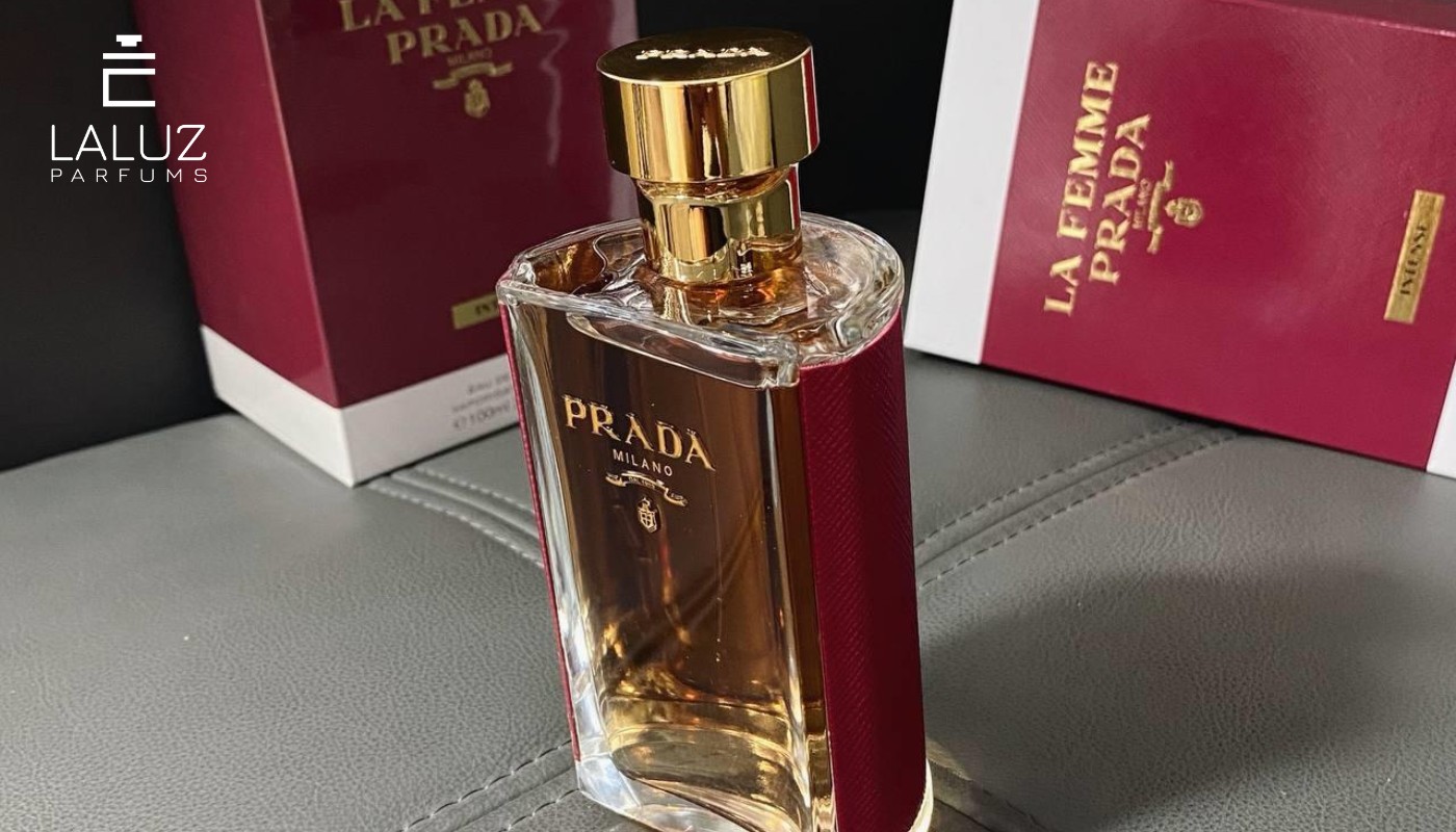 Nước hoa nữ Prada La Femme Intense có thiết kế chai khá nổi bật