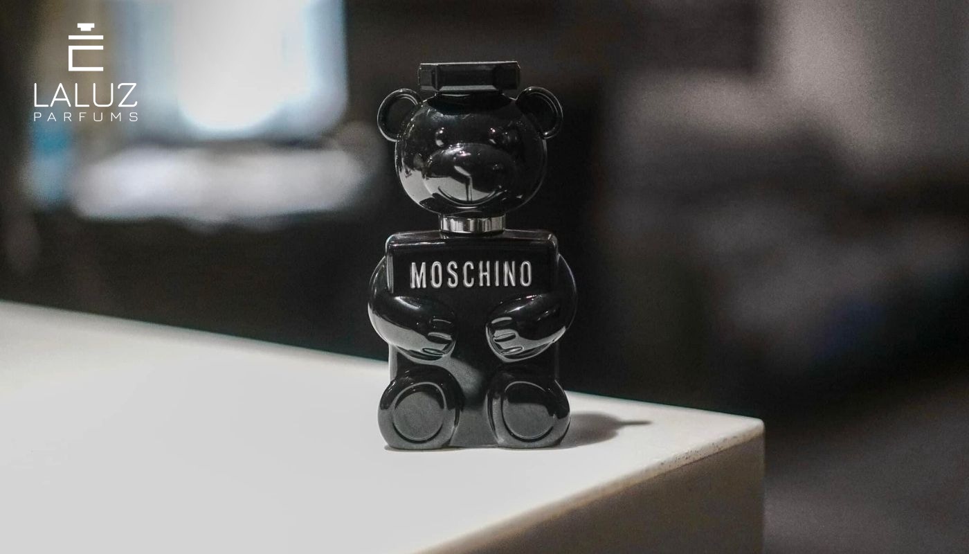 Nước hoa mùi phấn cho nam Moschino Toy Boy EDP màu đen quyến rũ