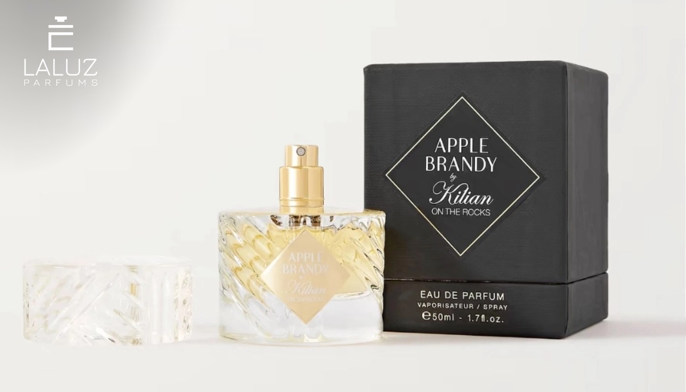Hương dứa tươi mát trong tác phẩm Apple Brandy On The Rocks